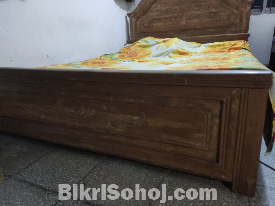 সেগুন কাঠের খাট
